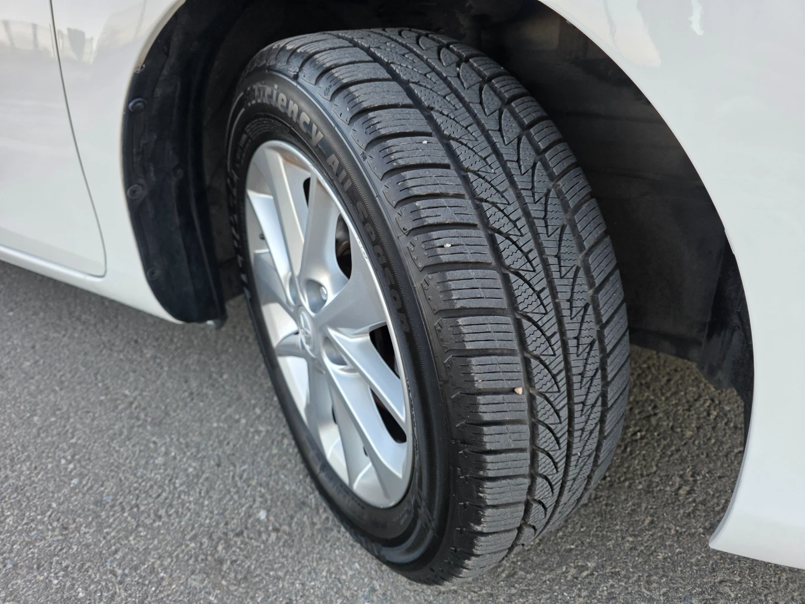 Toyota Auris 1.6 VVT ��������� ������ ���� 5 | Mobile.bg � ����������� 15