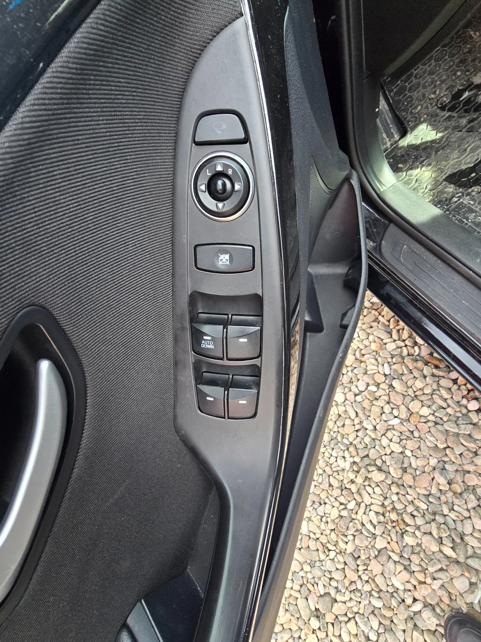 Hyundai I30 1.6i, снимка 5 - Автомобили и джипове - 53740977