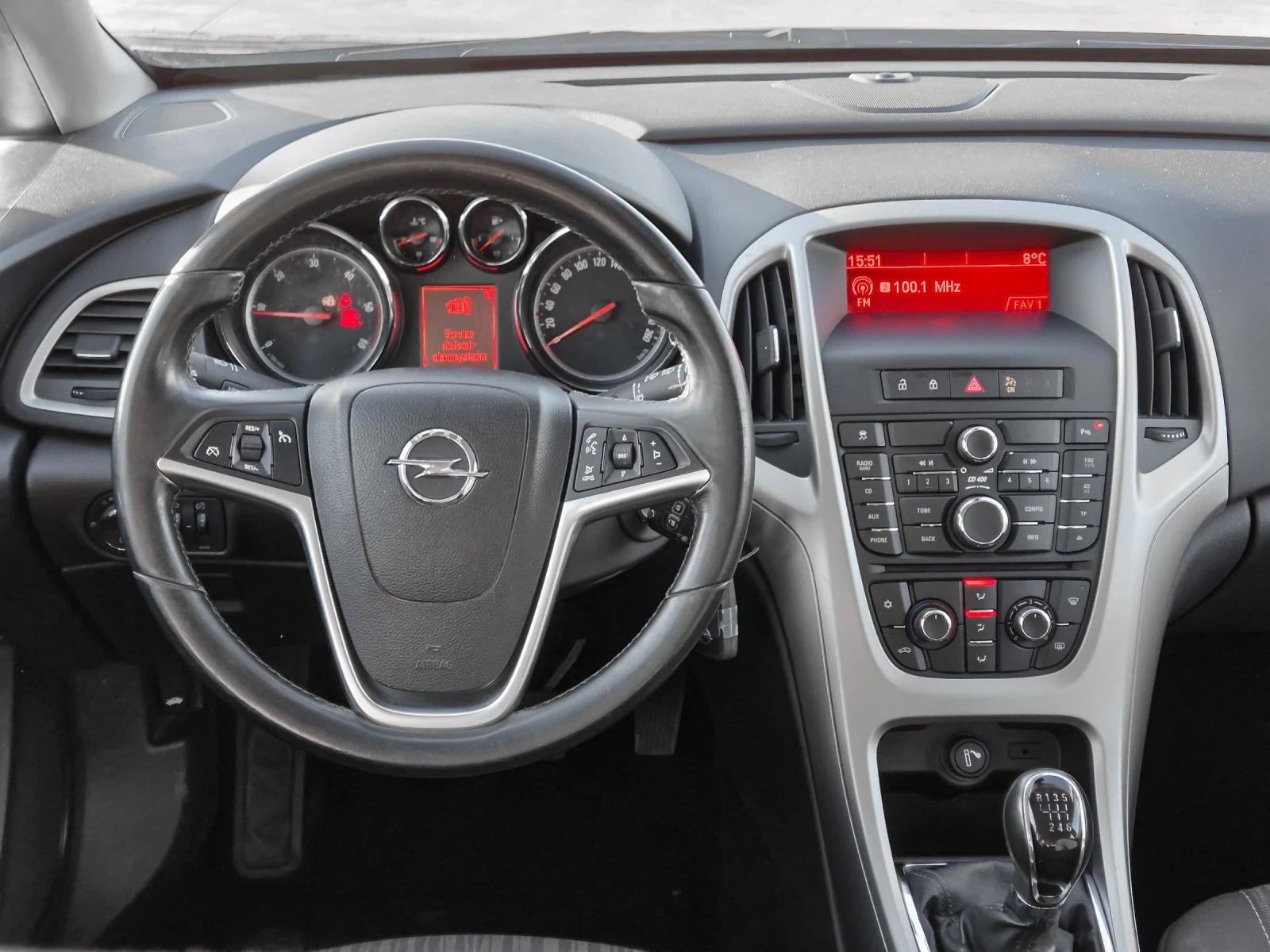 Opel Astra J Комби 1.7 CDTI, снимка 8 - Автомобили и джипове - 53772066