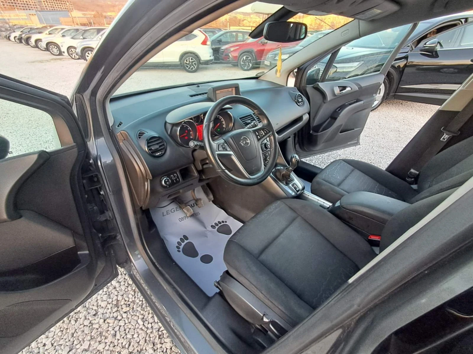 Opel Meriva 1.4i НАВИГАЦИЯ, снимка 10 - Автомобили и джипове - 53858314
