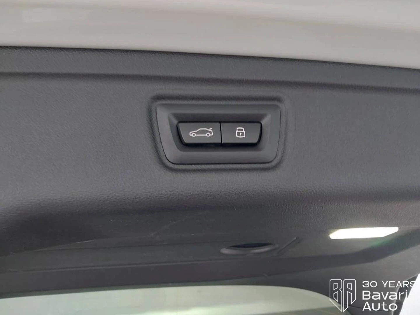 BMW 320 d Touring xDrive M Sport Paket | Mobile.bg � ����������� 14