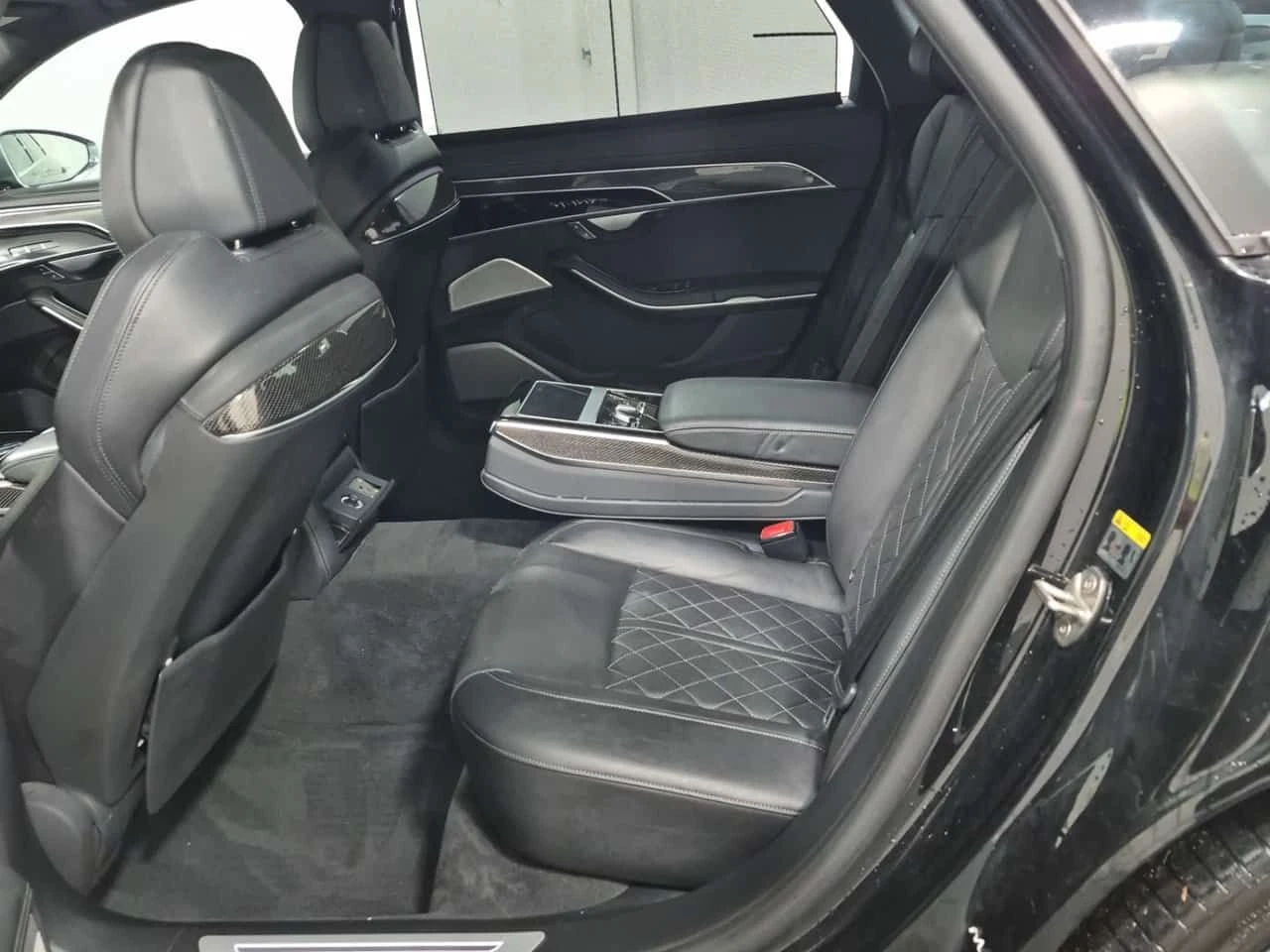 Audi S8 * L * ОТ ПРЕДСТАВИТЕЛСТВО * АВТОКРЕДИТ * , снимка 13 - Автомобили и джипове - 54911477