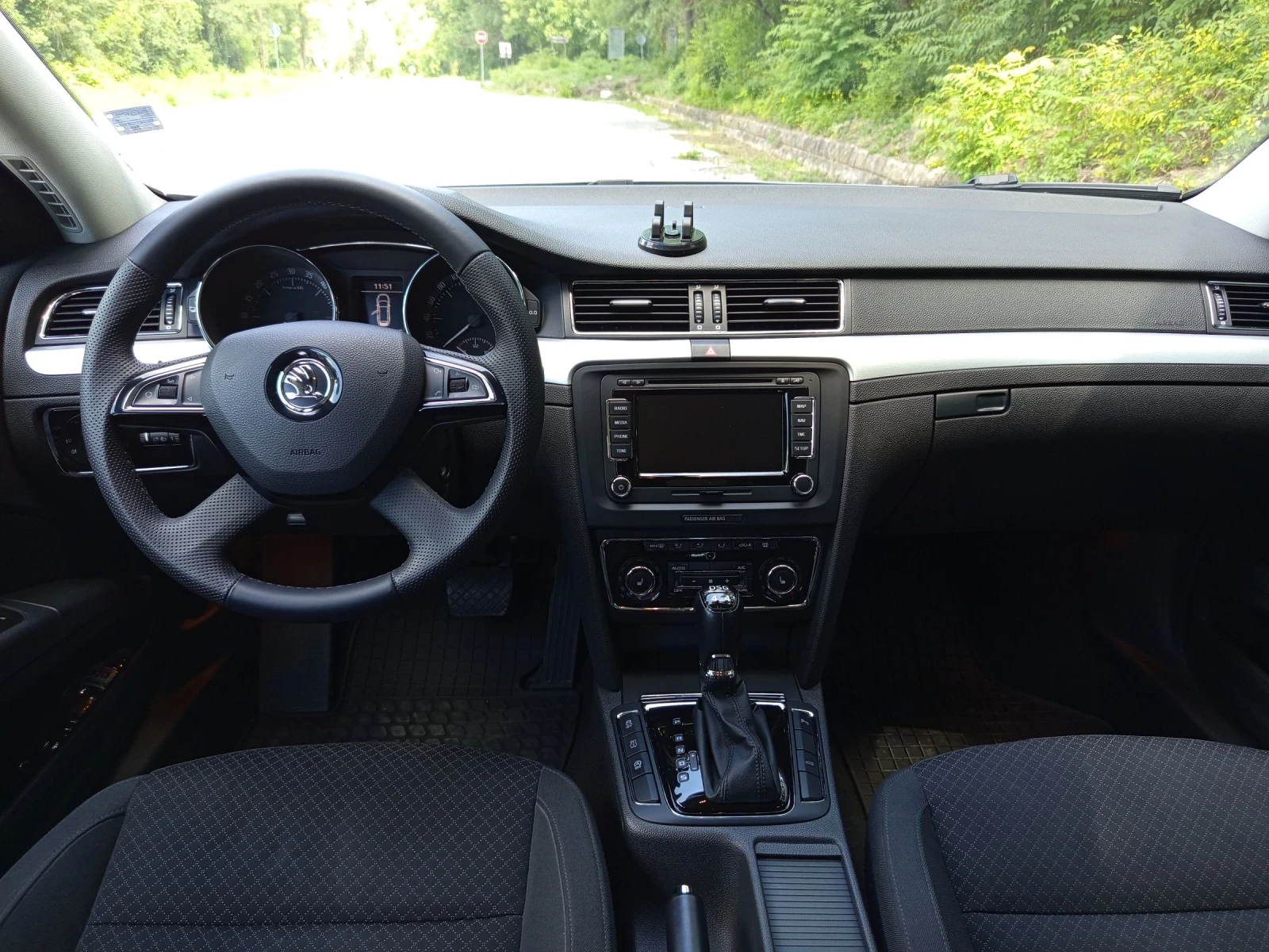 Skoda Superb 2.0 TDi-170 ps 4x4, снимка 11 - Автомобили и джипове - 54969048