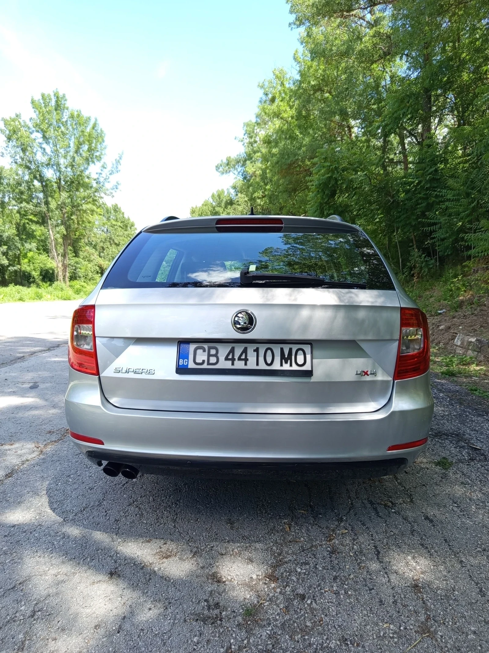 Skoda Superb 2.0 TDi-170 ps 4x4, снимка 6 - Автомобили и джипове - 54969048