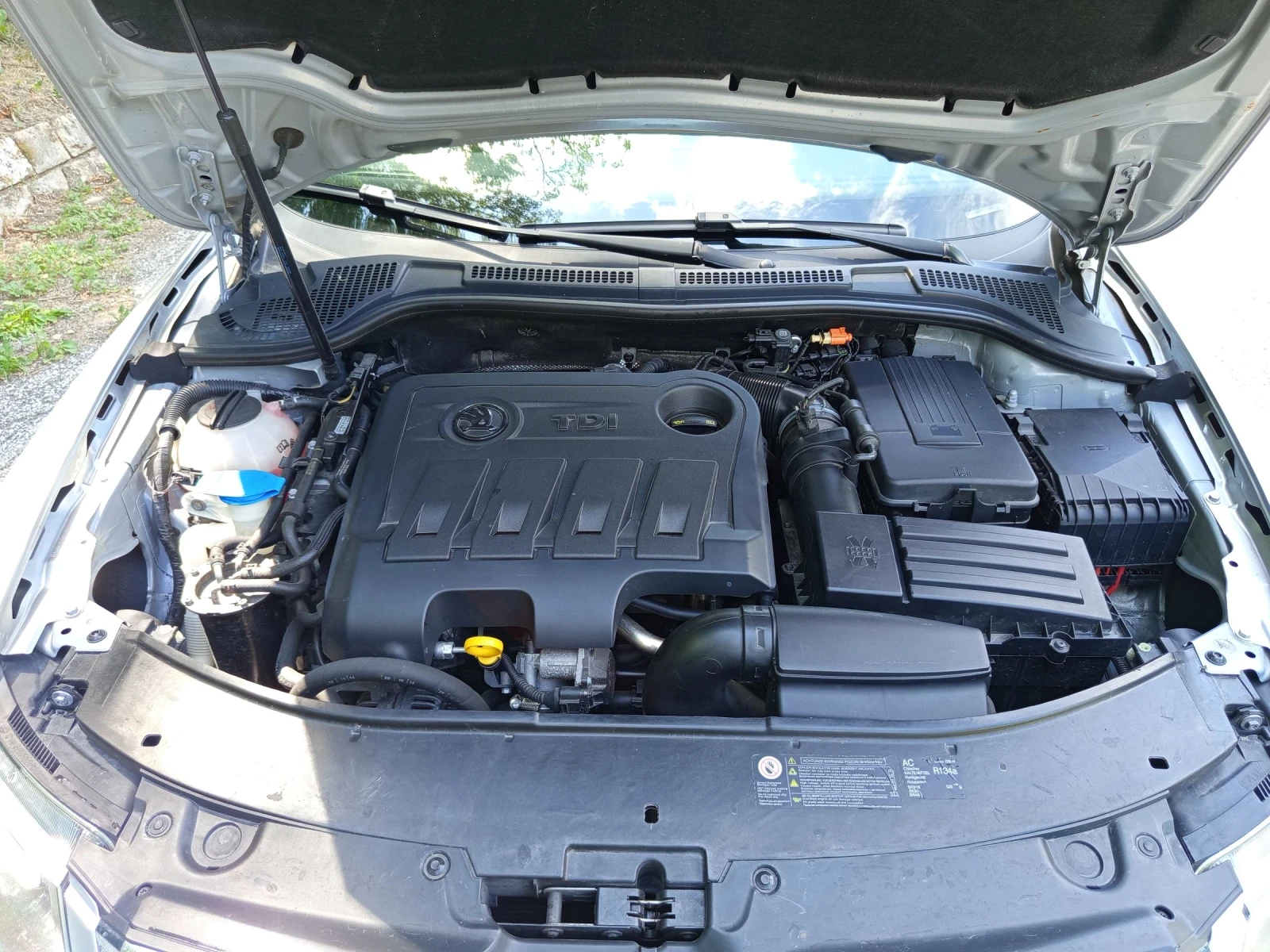 Skoda Superb 2.0 TDi-170 ps 4x4, снимка 13 - Автомобили и джипове - 54969048