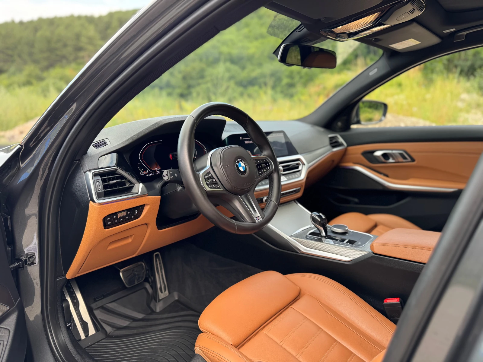BMW 320 M-Pack* LED* Digital* Distronic, снимка 7 - Автомобили и джипове - 55145075