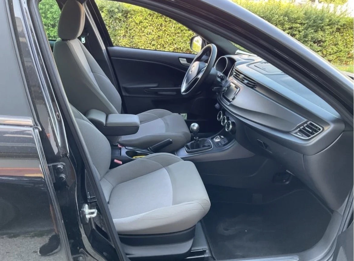 Alfa Romeo Giulietta 1.4 LPG 120 кс Фабрична газ, снимка 3 - Автомобили и джипове - 55678782