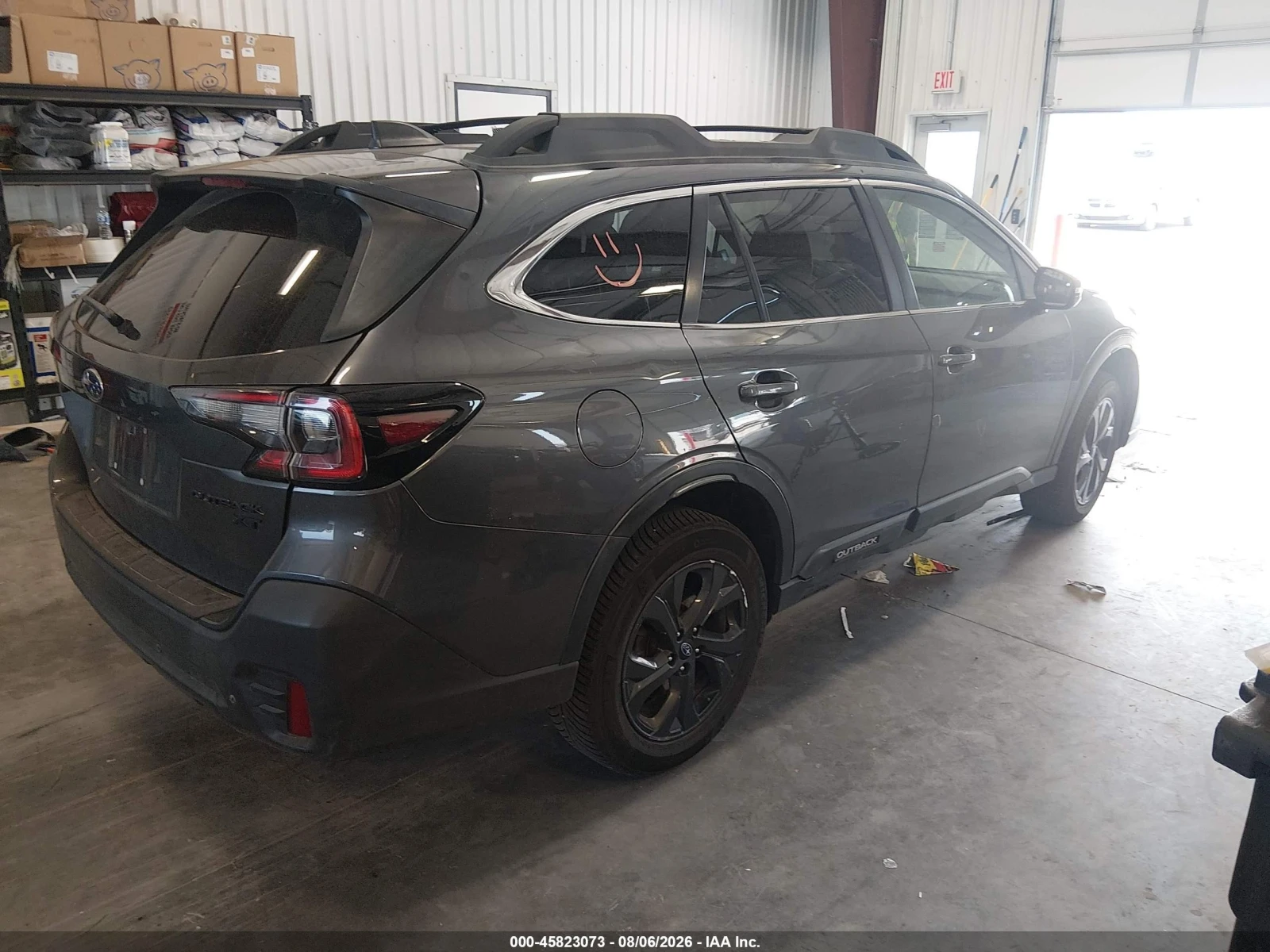 Subaru Outback Onyx Edition XT* Двуцветна кожа* Цена до БГ, снимка 4 - Автомобили и джипове - 56126384