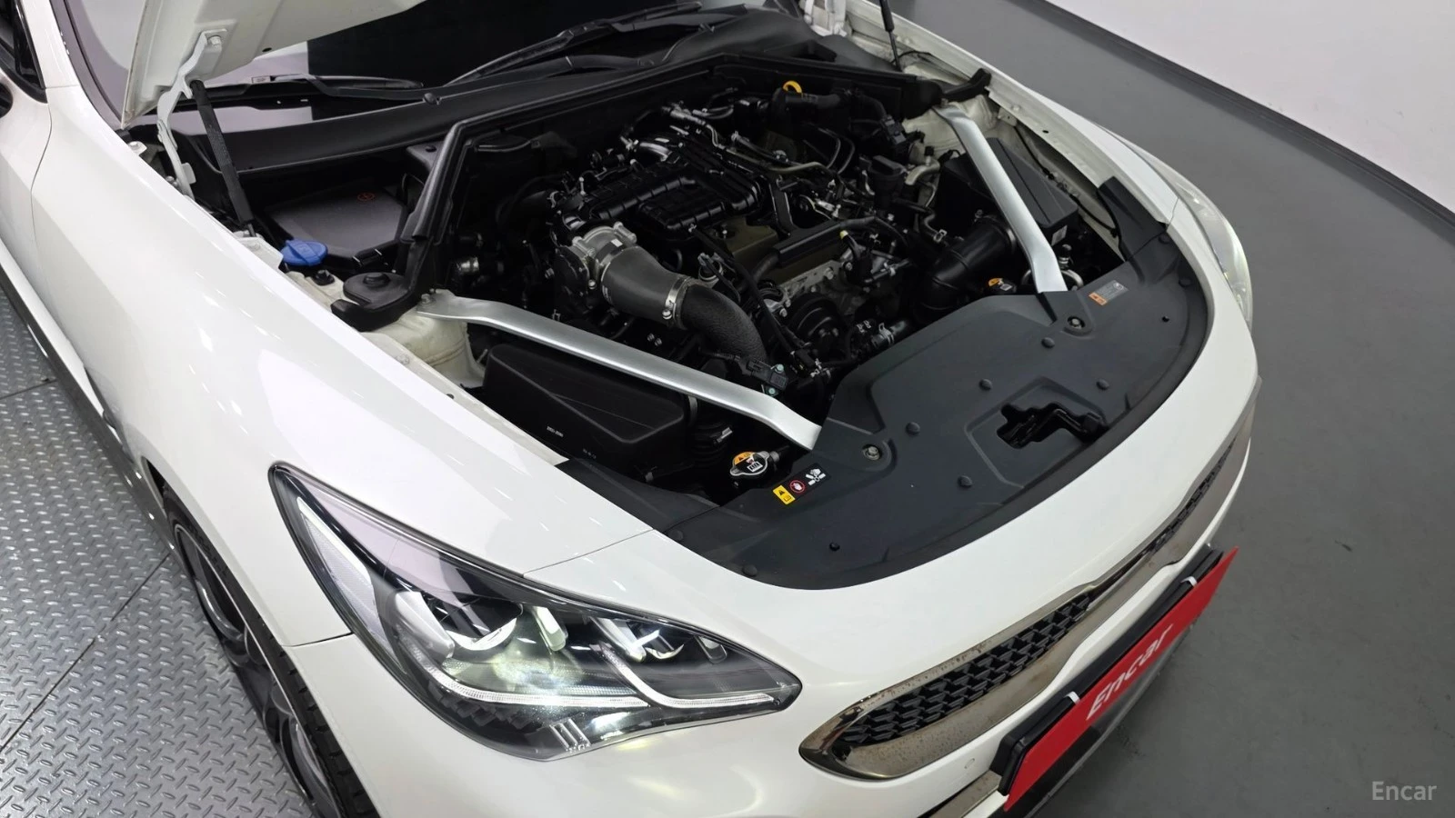 Kia Stinger 3.3 GT MASTERS| 360| HUD| RED LEATHER | Mobile.bg � ����������� 6