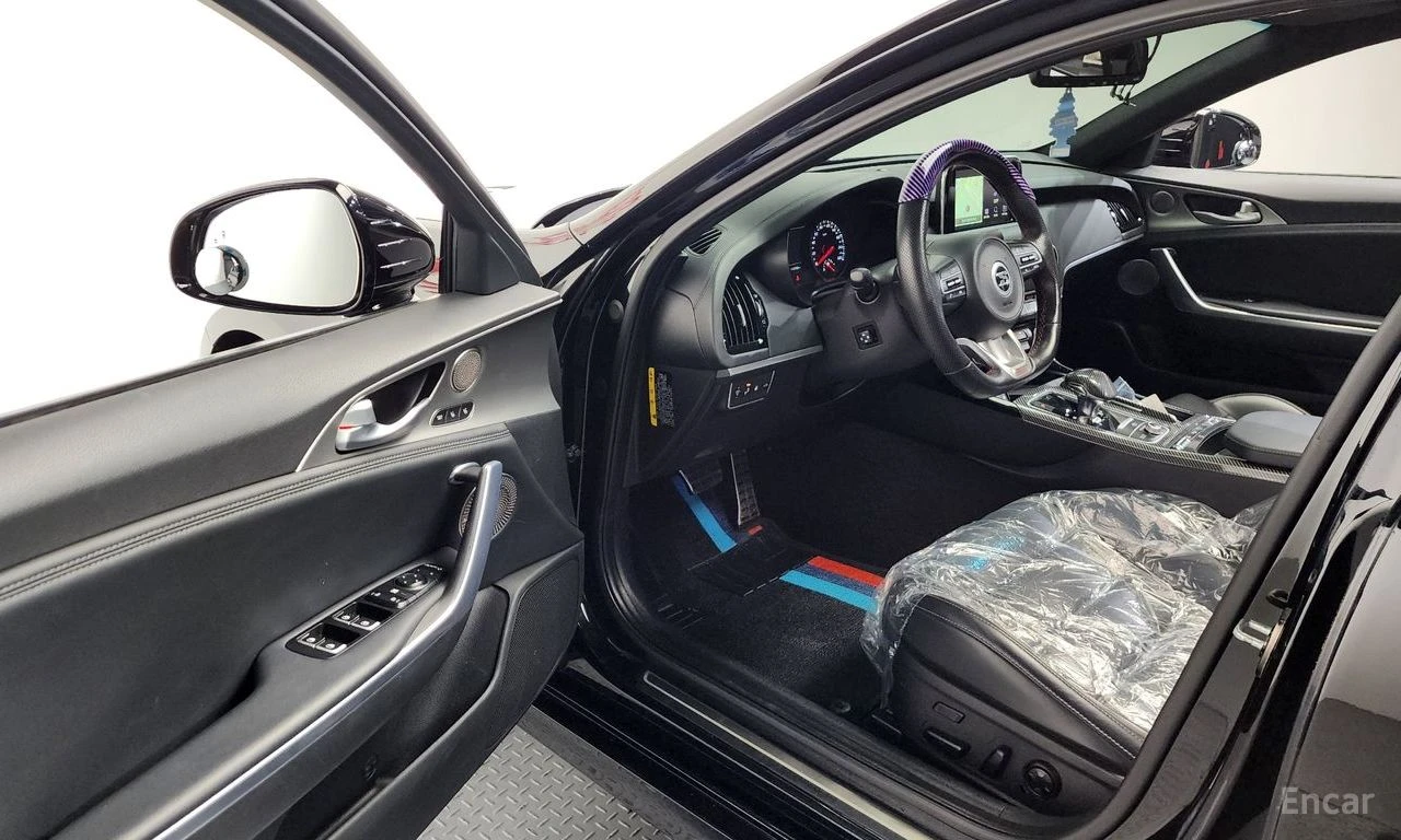 Kia Stinger 3.3* TURBO* GT* ОБДУХВАНЕ* ДИСТРОНИК* ХЕДЪП* 360КА, снимка 5 - Автомобили и джипове - 56234206