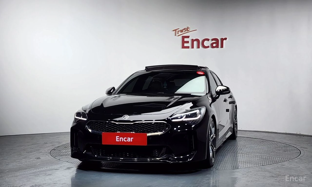 Kia Stinger 3.3* TURBO* GT* ОБДУХВАНЕ* ДИСТРОНИК* ХЕДЪП* 360КА, снимка 3 - Автомобили и джипове - 56234206