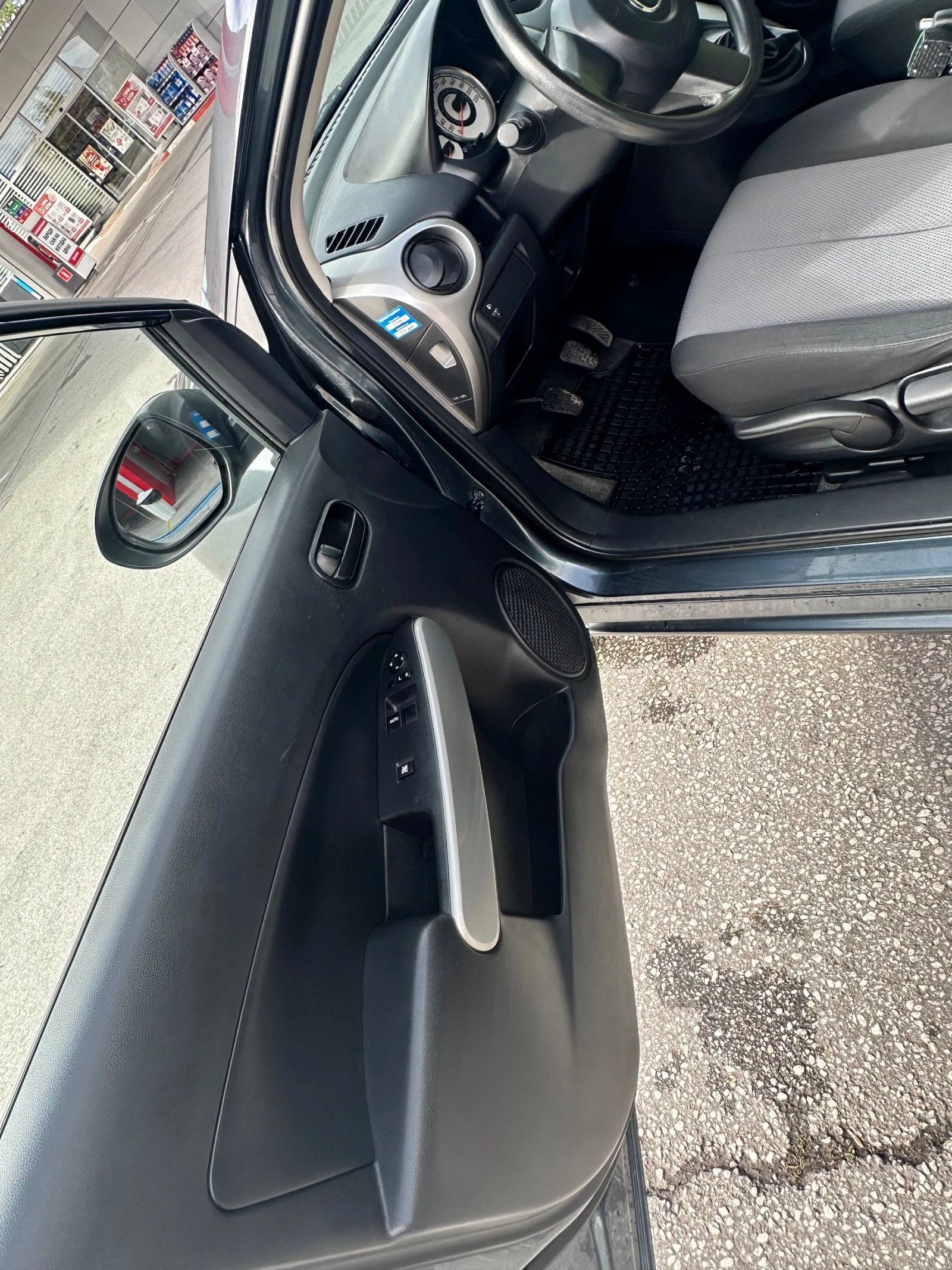 Mazda 2 | Mobile.bg � ����������� 9
