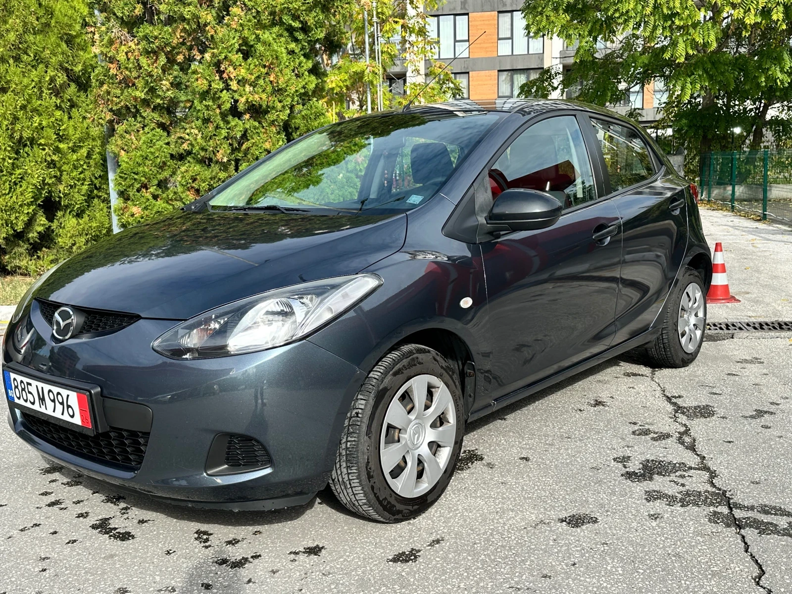 Mazda 2