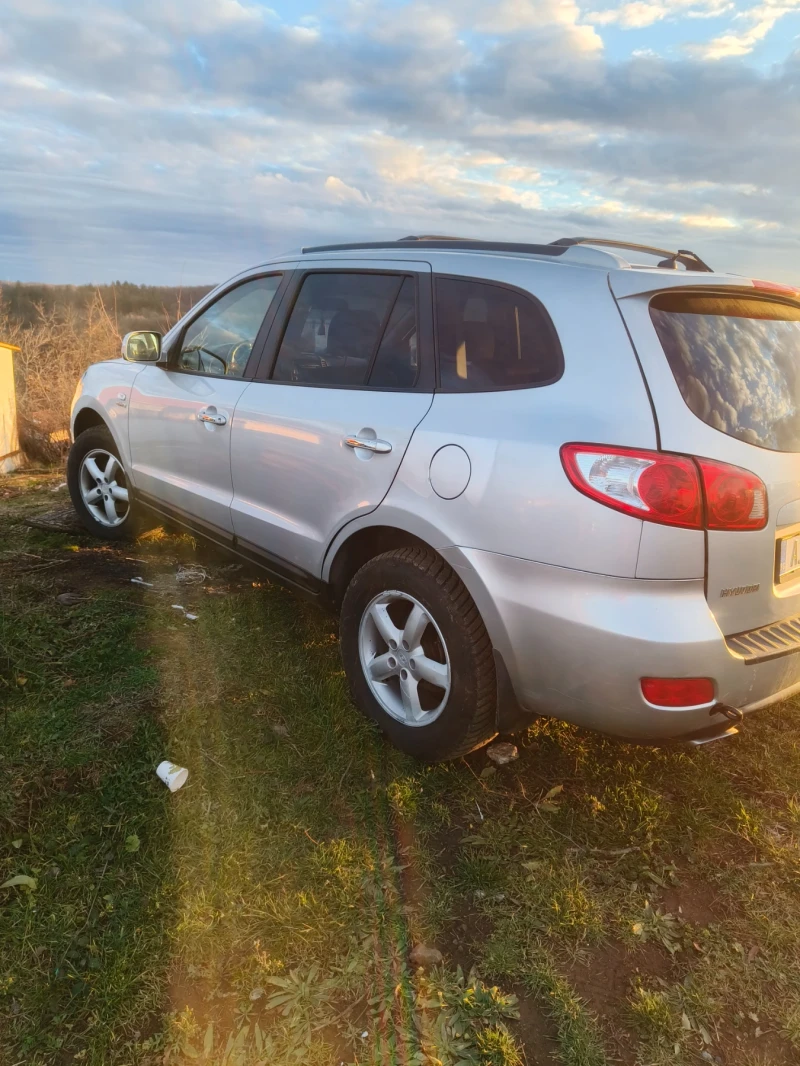 Hyundai Santa fe 2.2 CRDI 4WD 155кс, снимка 2 - Автомобили и джипове - 48731985