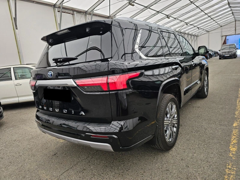 Toyota Sequoia 3.5 HYBRID/CAPSTONE/HEAD UP/PANO/360/JBL/7-МЕСТЕН/, снимка 7 - Автомобили и джипове - 50256984