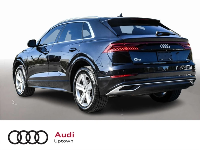 Audi Q8 Premium * CARFAX * ОБДУХВАНЕ* ПАНОРАМА* , снимка 4 - Автомобили и джипове - 53287317