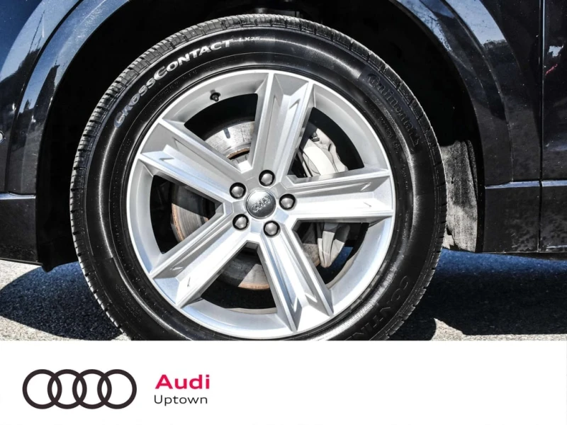 Audi Q8 Premium * CARFAX * ОБДУХВАНЕ* ПАНОРАМА* , снимка 8 - Автомобили и джипове - 53287317