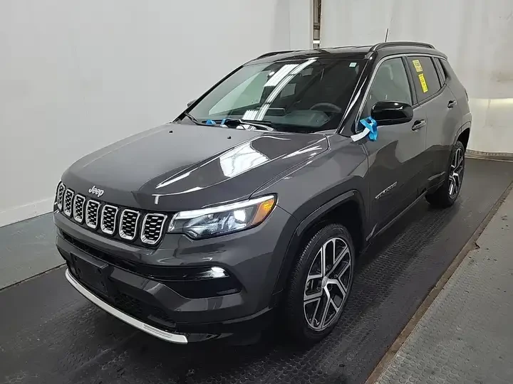 Jeep Compass LIMITED/ПОДГРЕВИ/ОБДУХВАНЕ/PREMIUM LEATHER/CARFAX