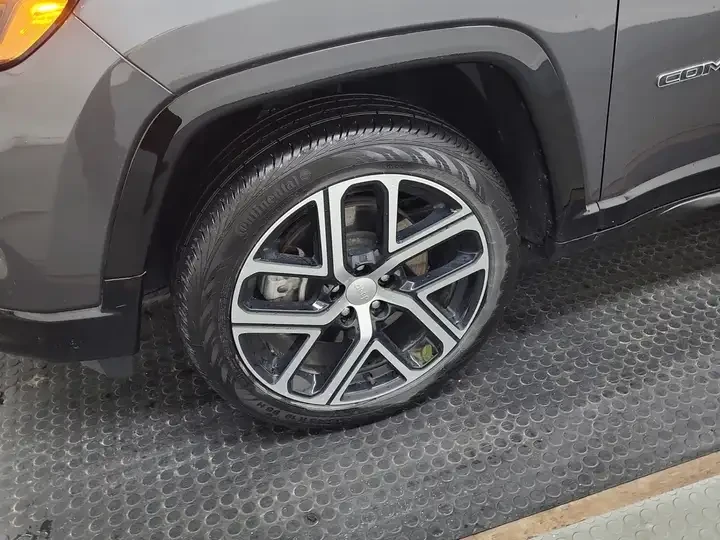 Jeep Compass LIMITED/ПОДГРЕВИ/ОБДУХВАНЕ/PREMIUM LEATHER/CARFAX, снимка 7 - Автомобили и джипове - 55173417