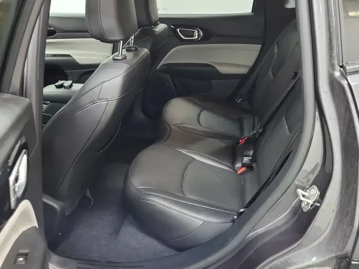 Jeep Compass LIMITED/ПОДГРЕВИ/ОБДУХВАНЕ/PREMIUM LEATHER/CARFAX, снимка 10 - Автомобили и джипове - 55173417