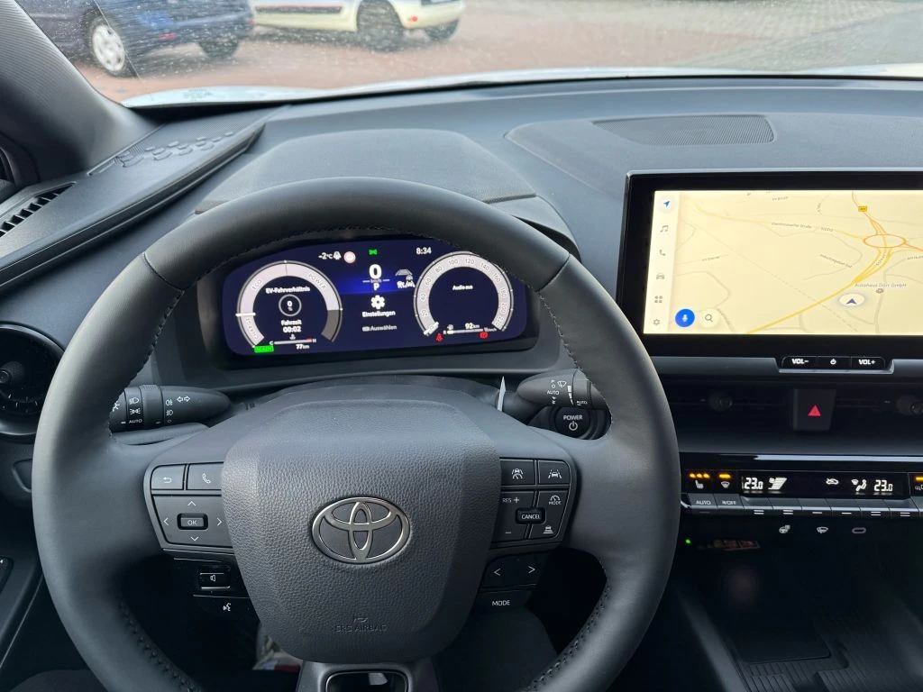 Toyota C-HR 1.8 Hybrid = Team Deutschland= Гаранция - изображение 8