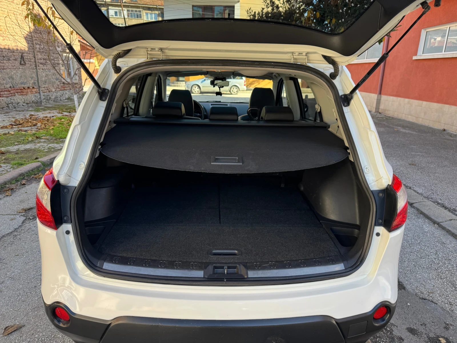 Nissan Qashqai + 2 2.0dCI 4x4 | Mobile.bg   7