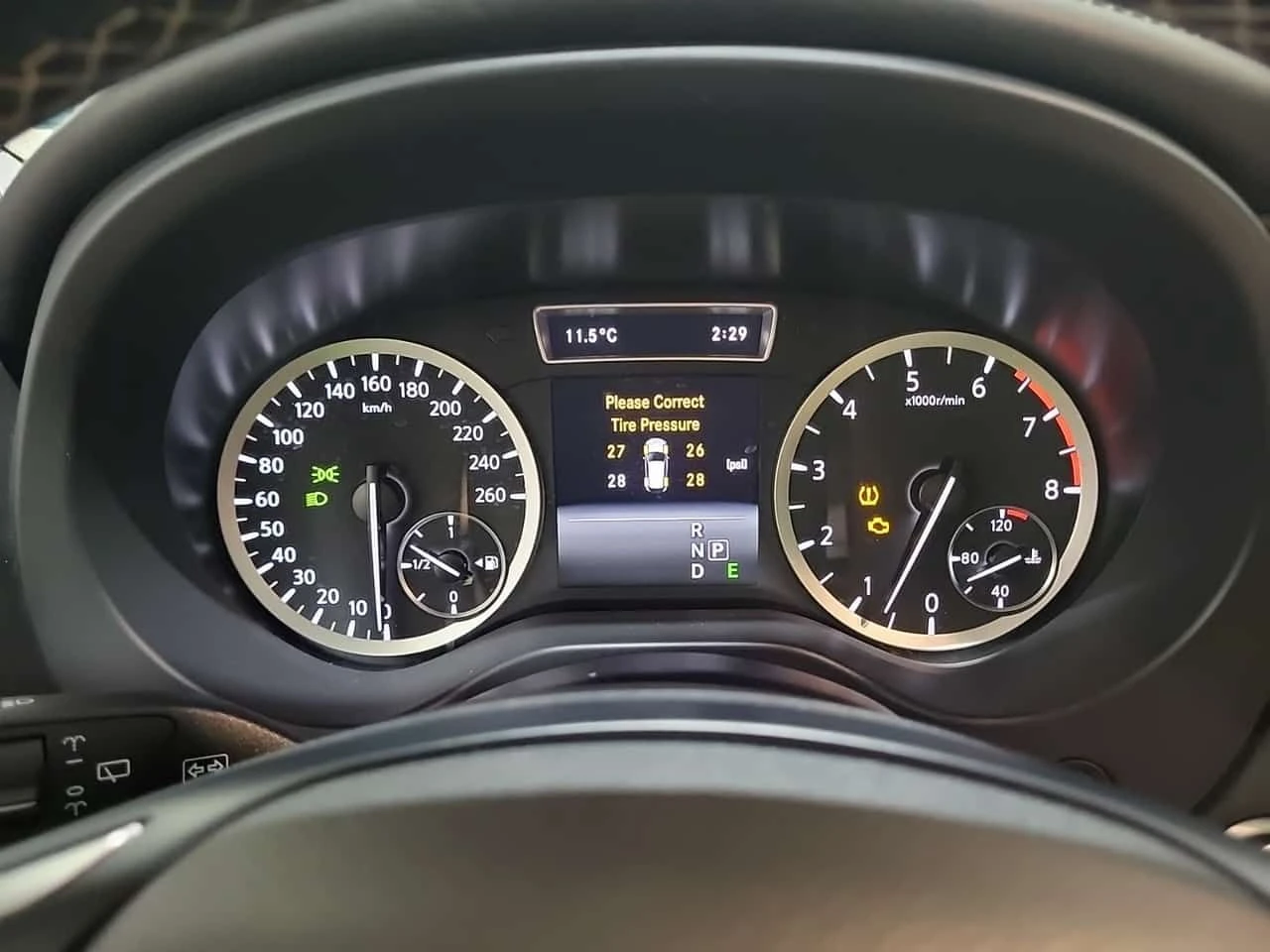 Infiniti QX30  AWD| PANO| ПОДГРЕВИ| CARFAX , снимка 10 - Автомобили и джипове - 53947940