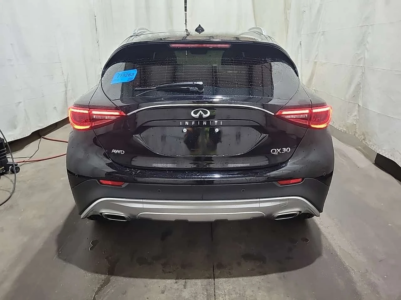 Infiniti QX30  AWD| PANO| ПОДГРЕВИ| CARFAX , снимка 7 - Автомобили и джипове - 53947940