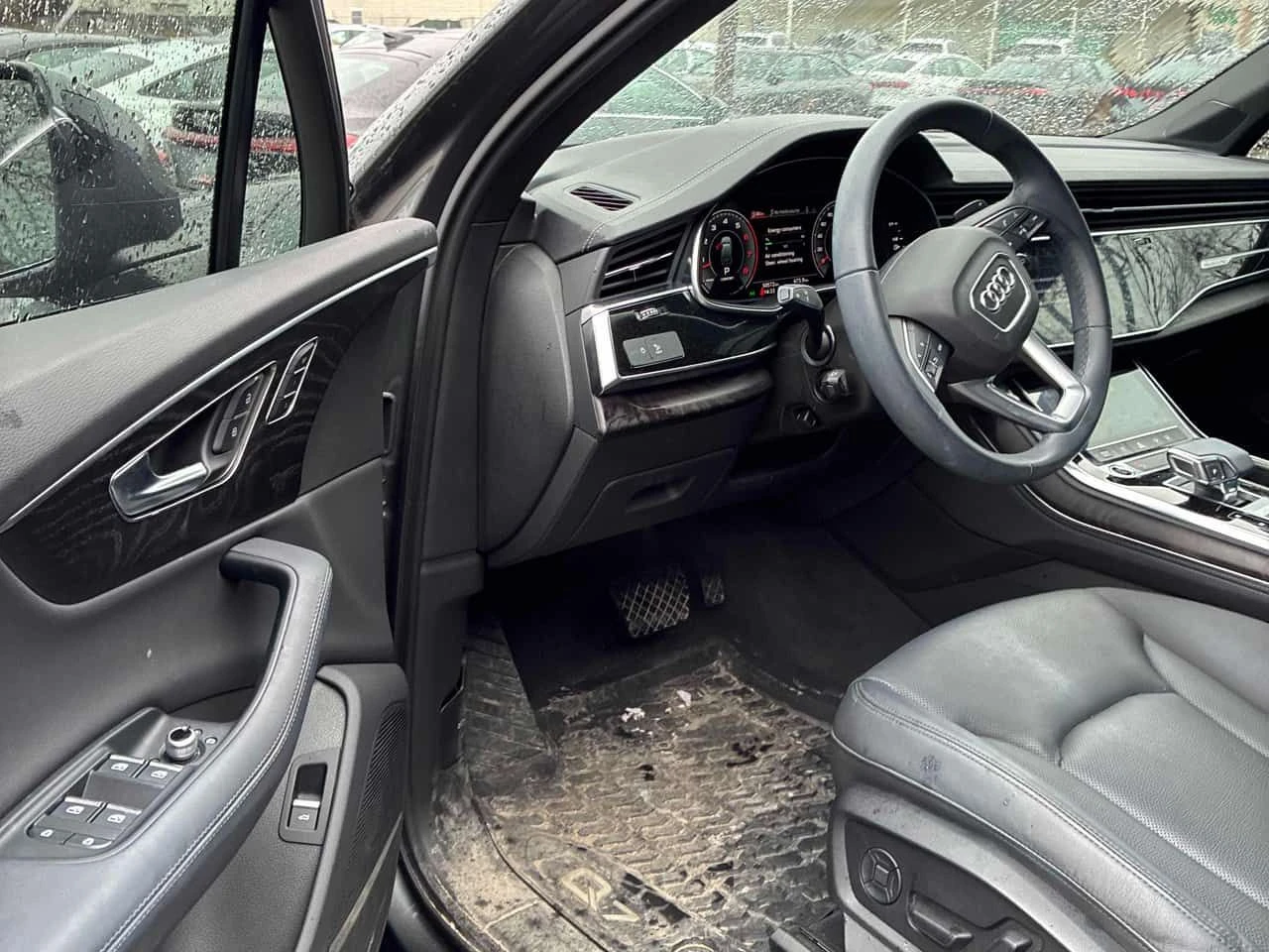 Audi Q7 * Progressiv* ПАНОРАМА* KEYLESS * ОБДУХВАНЕ* 360, снимка 5 - Автомобили и джипове - 54162008