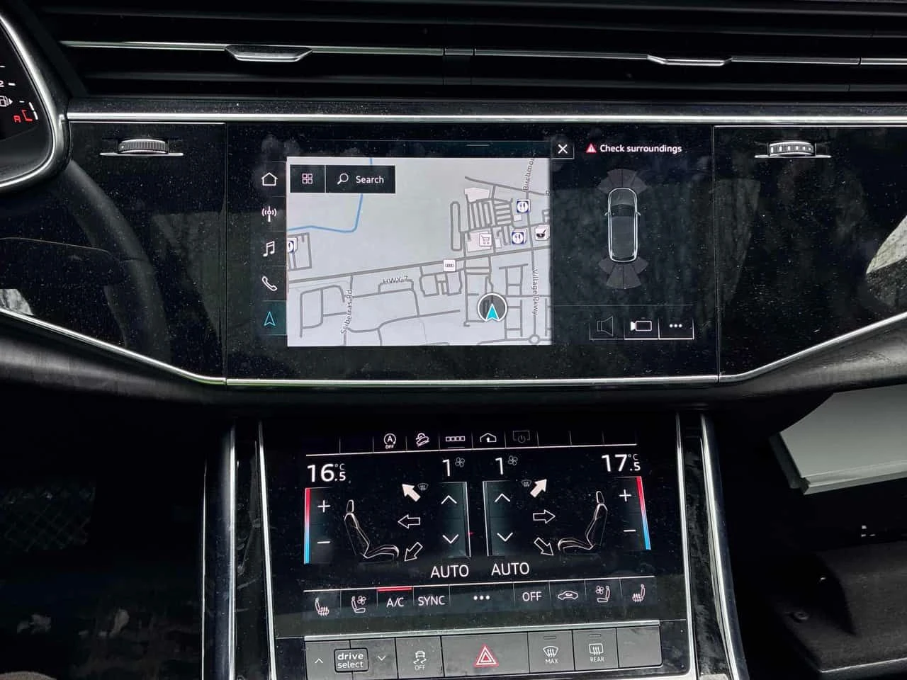 Audi Q7 * Progressiv* ПАНОРАМА* KEYLESS * ОБДУХВАНЕ* 360, снимка 9 - Автомобили и джипове - 54162008