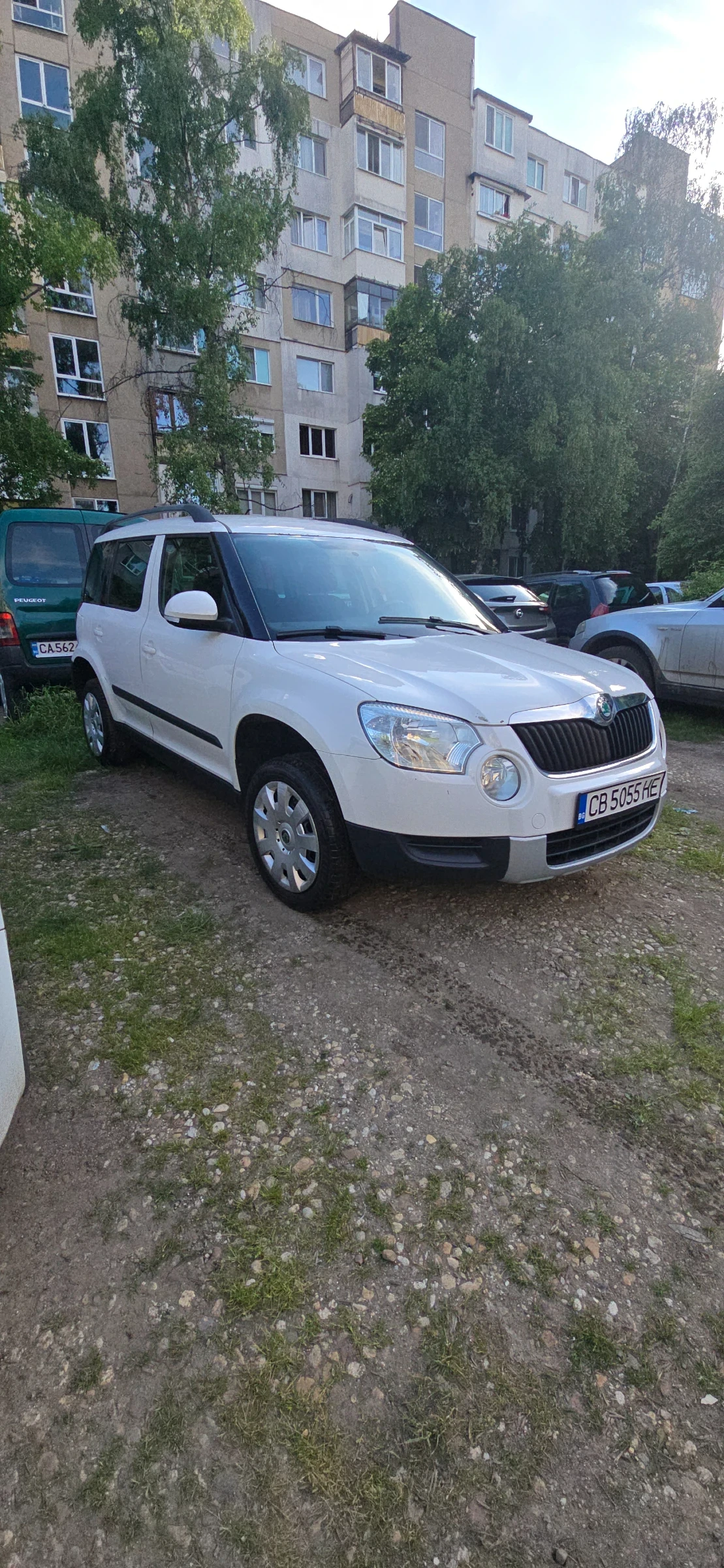 Skoda Yeti 1.2 TSI, снимка 4 - Автомобили и джипове - 54166657