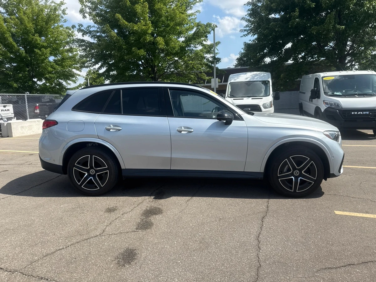 Mercedes-Benz GLC 300 AMG , снимка 5 - Автомобили и джипове - 55113695