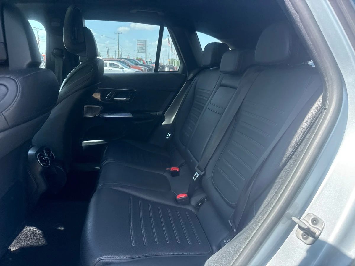 Mercedes-Benz GLC 300 AMG , снимка 8 - Автомобили и джипове - 55113695