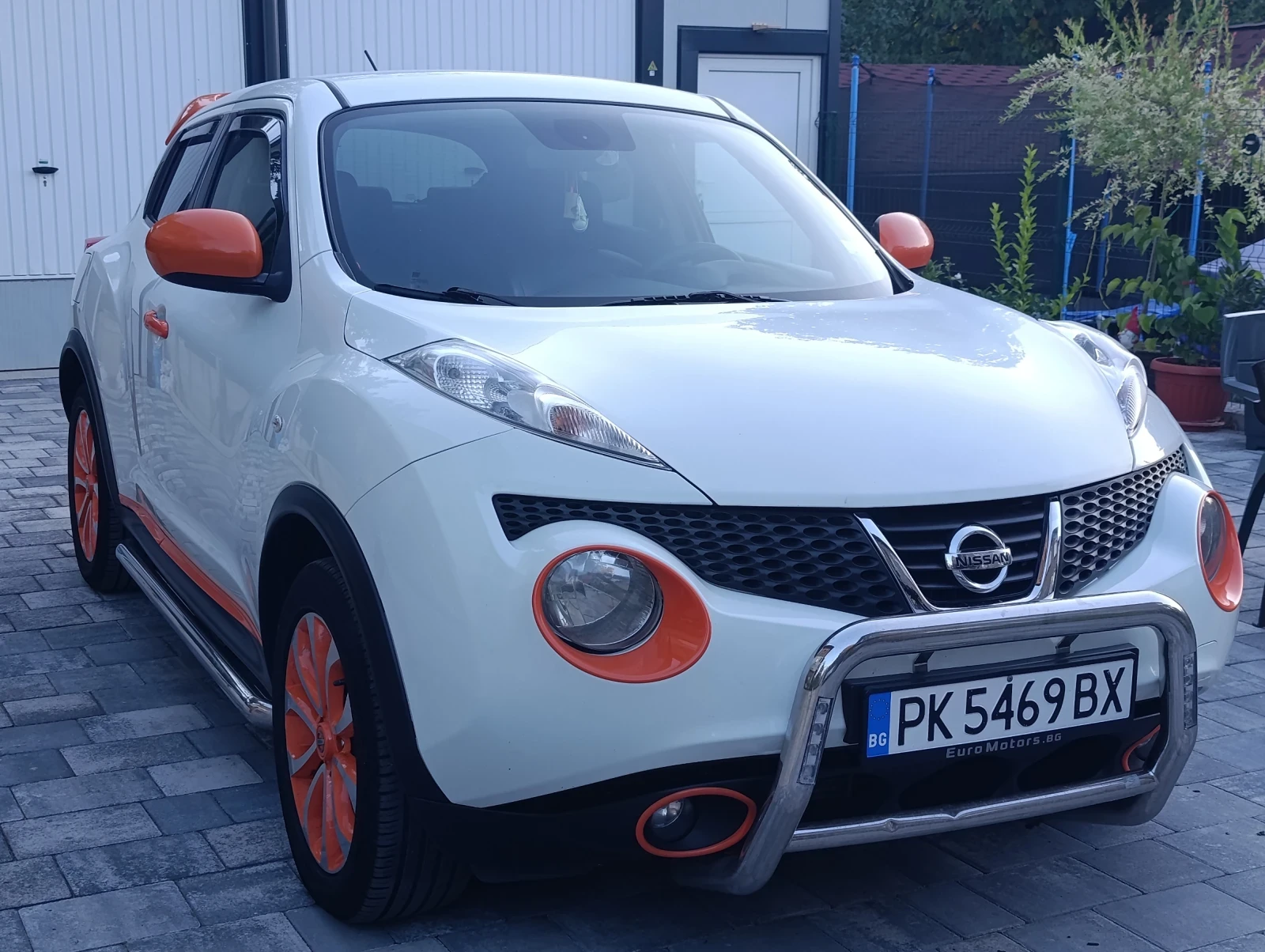 Nissan Juke, снимка 6 - Автомобили и джипове - 55729659