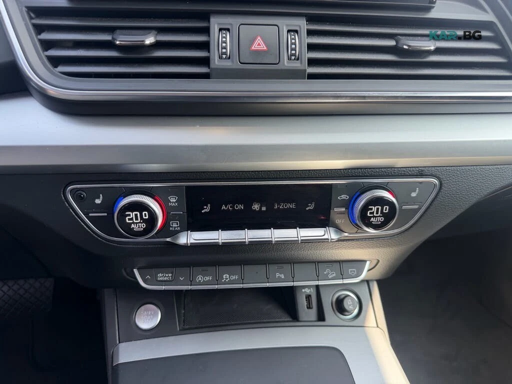 Audi Q5 45 TFSI * 2 Keys * АвтоКредит * (ЦЕНА ДО БГ), снимка 13 - Автомобили и джипове - 55893083