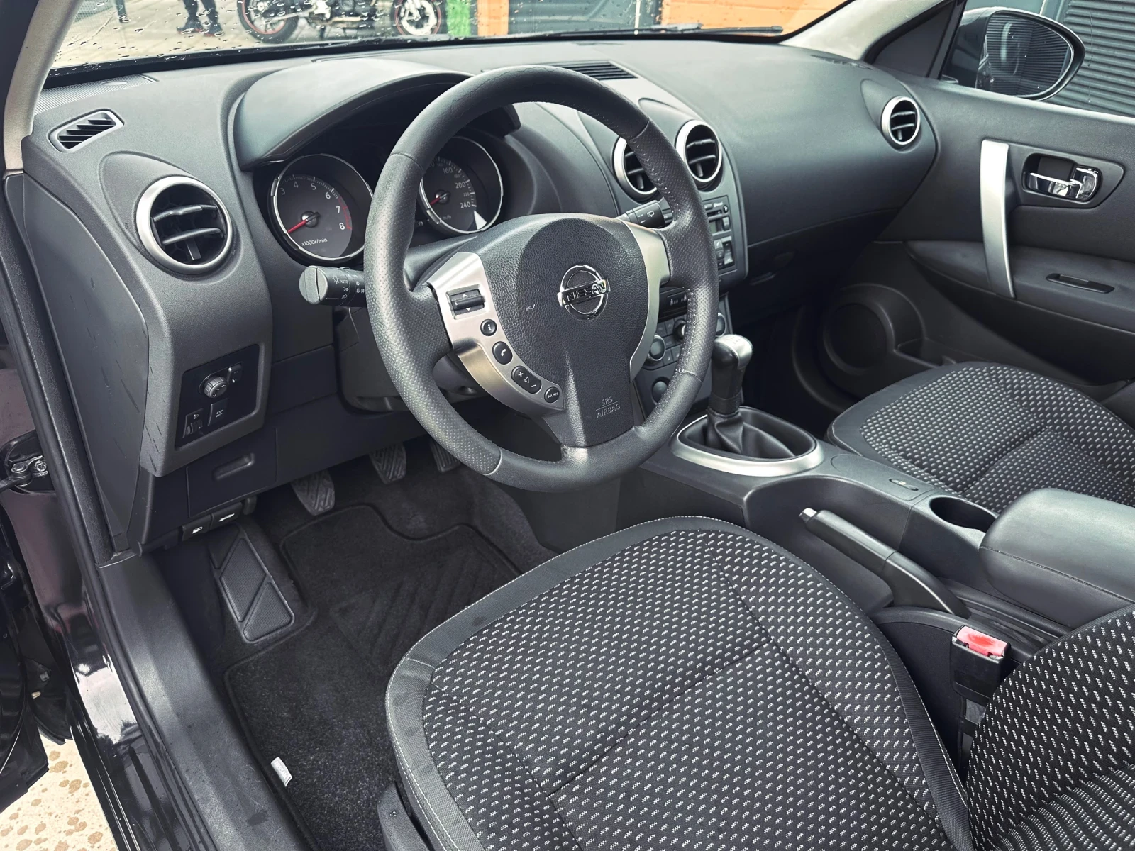 Nissan Qashqai 1.6/109000�� | Mobile.bg � ����������� 10