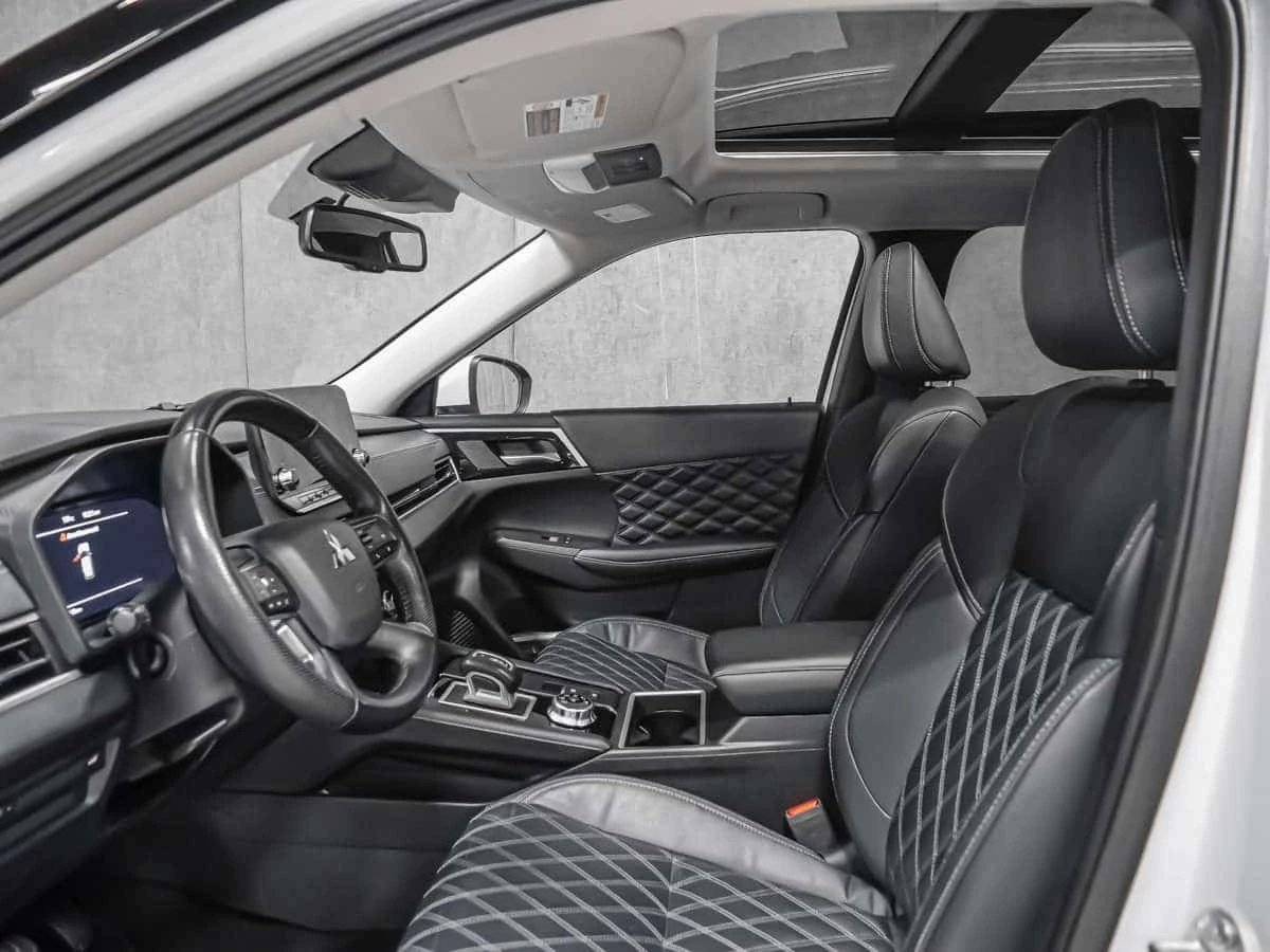 Mitsubishi Outlander * 2.5 SEL S AWC 7 PLACES * CARFAX *  | Mobile.bg � ����������� 11