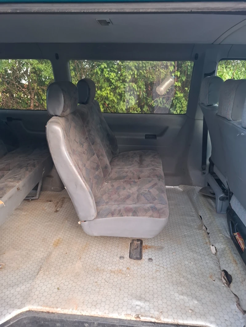 VW Caravelle 2.4D, снимка 8 - Бусове и автобуси - 51747349