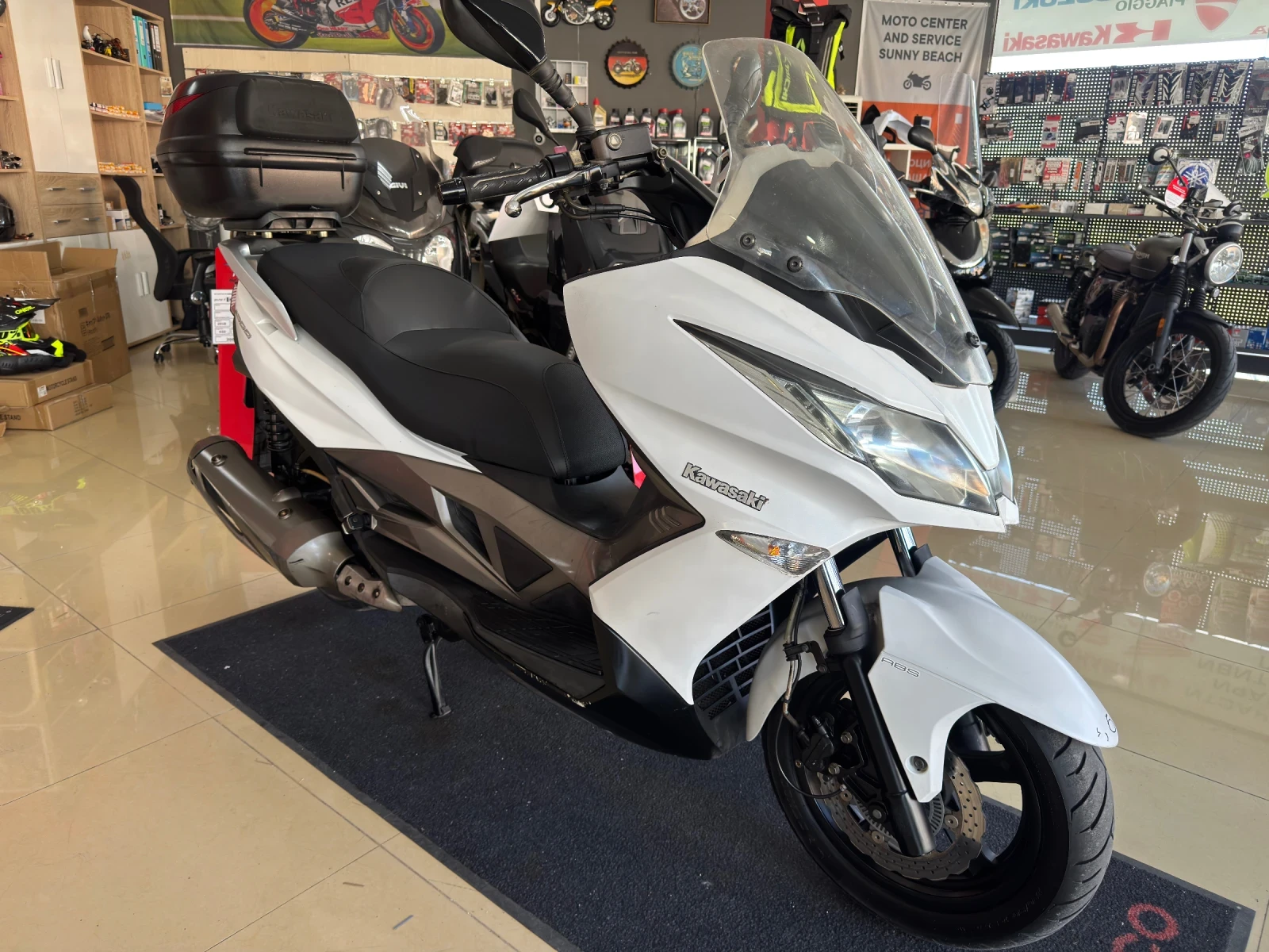 Kawasaki J300 Kawasaki J300 i ABS