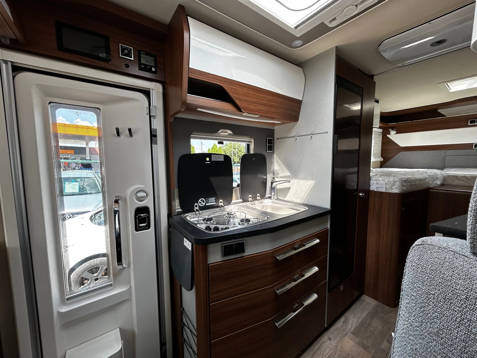 Кемпер HYMER / ERIBA B580MC - изображение 8