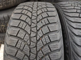 Гуми Зимни 215/50R17, снимка 1