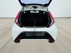 Toyota Aygo 1.0/Nav/Camera/Cruise control/PDC/LED, снимка 14