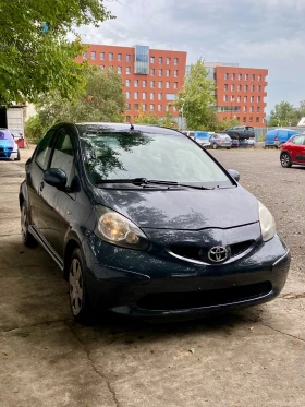 Toyota Aygo 1.0 automatic , снимка 2