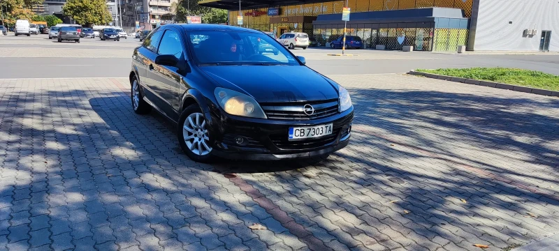 Opel Astra Gtc, снимка 3 - Автомобили и джипове - 47627590