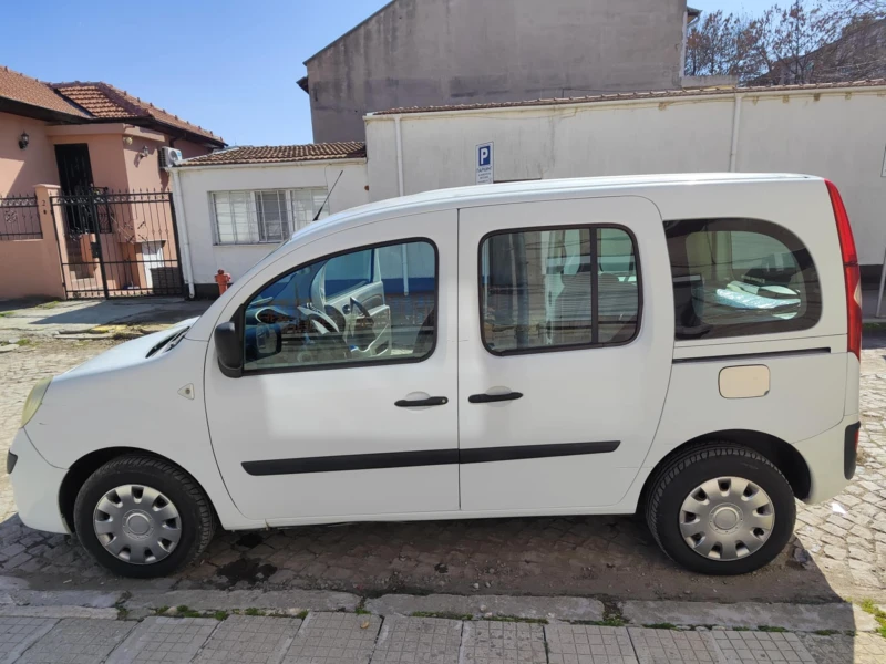 Renault Kangoo, снимка 2 - Автомобили и джипове - 49494285