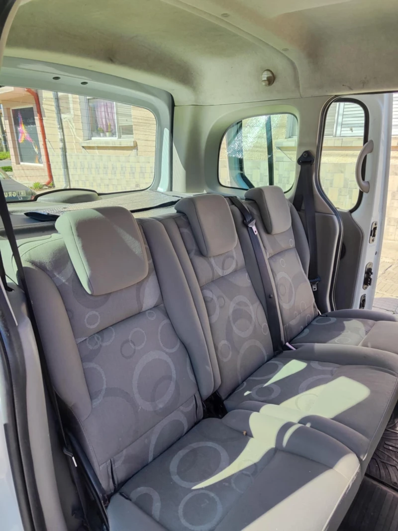 Renault Kangoo, снимка 5 - Автомобили и джипове - 49494285