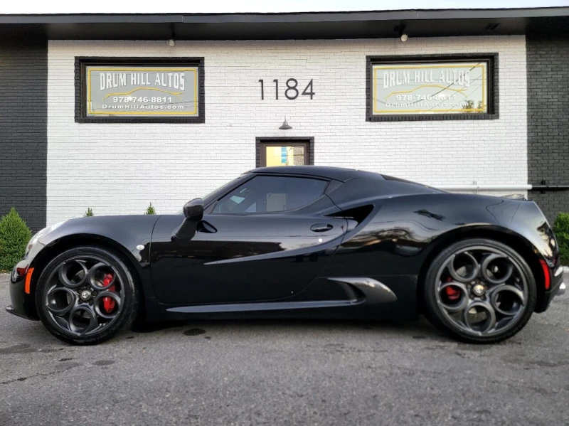 Alfa Romeo 4C CARFAX АВТО КРЕДИТ , снимка 5 - Автомобили и джипове - 49515010