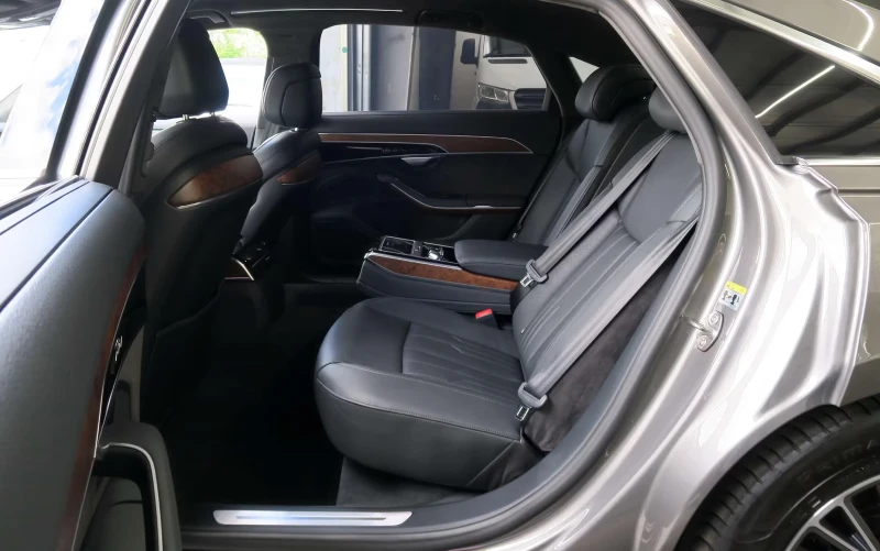 Audi A8 50TDI/LONG/286HP/QUATTRO/MASSAGE/LASER/AIR/565f, снимка 12 - Автомобили и джипове - 51341340