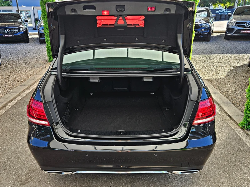 Mercedes-Benz E 350 AMG/4MATIC/GERMANY/PANO/AIR/ПОДГРЕВ/AMBIENT/F1/LIZ, снимка 8 - Автомобили и джипове - 51812099