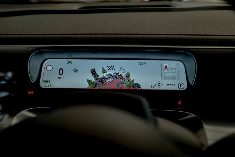 Smart #1 BRABUS/HuD/AWD/Ambient/ Beats bY Dre/Камера 360/Па, снимка 16 - Автомобили и джипове - 52108685